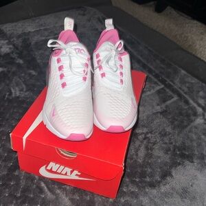 Air Max 270 GS pink and white